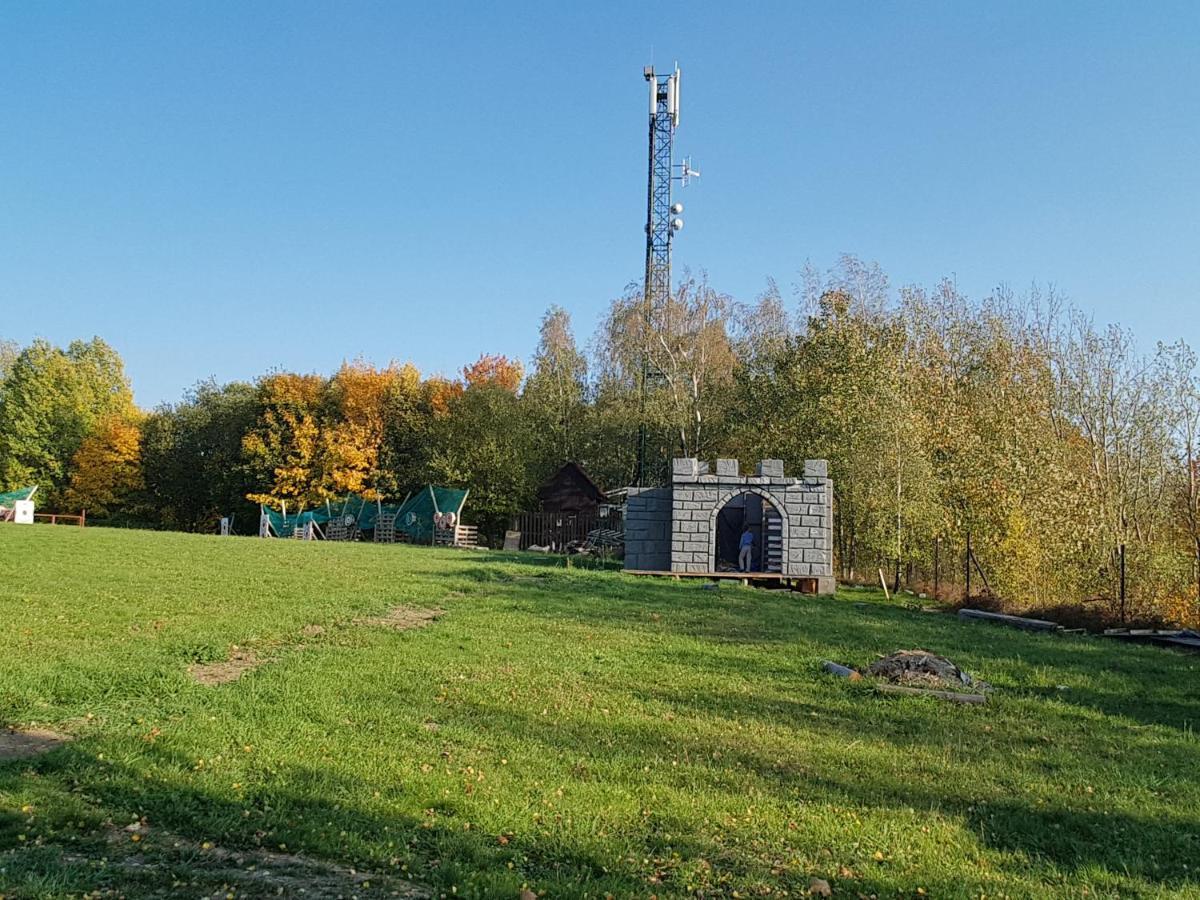 Pensiony A Ubytovani V Kempu Indiana Edrovice Exterior photo
